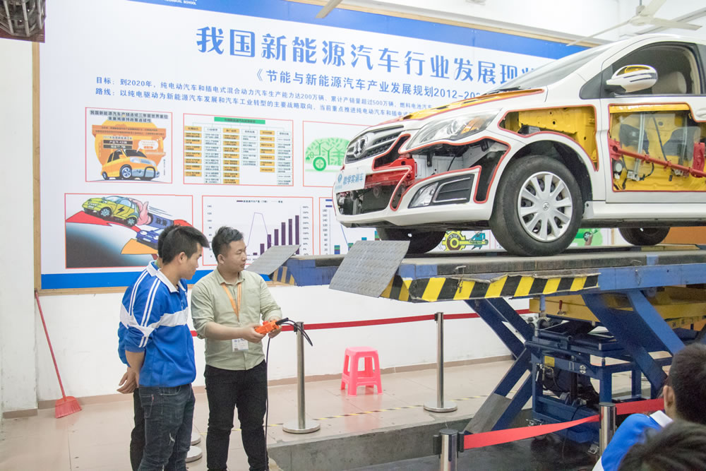 ʵѵ�Ҽ�Ӱ����ѧ����������ѧ